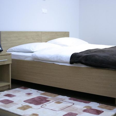 Rooms Virovitica Eksteriør billede